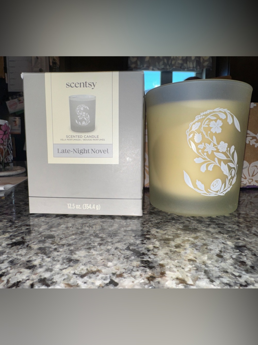 Scentsy Soft Yellow Glass Candle with White Floral Design